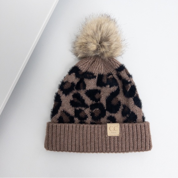 CC Kid's . Pom Beanie - Picture 5 of 5